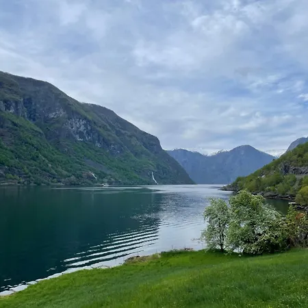 Aurland Feriehus * Эурланн