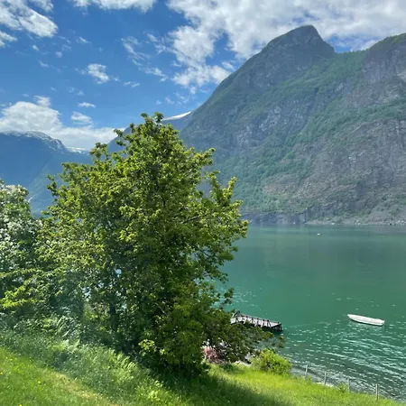 Aurland Feriehus